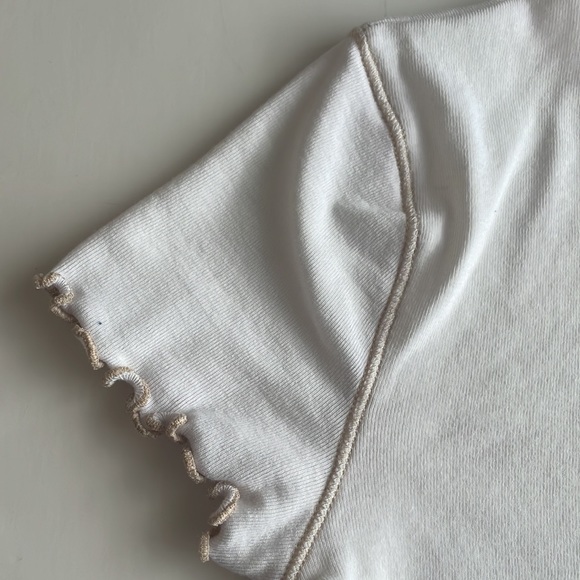 H and M baby tee - Picture 4 of 8